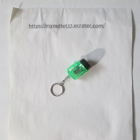 Green Flashlight - Fun Size Mini Key Chain - Brand New - Picture 2 of 2